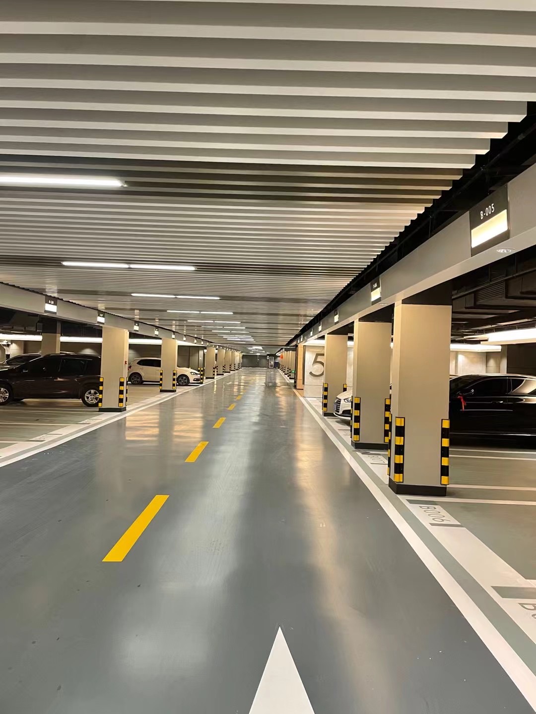 Metal Baffle Ceiling-3